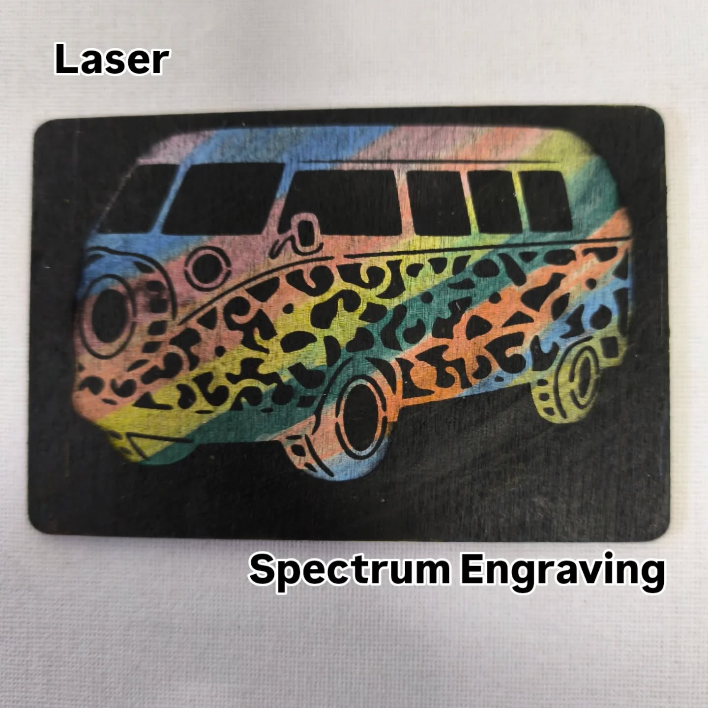 Peça LaserCrafts: Spectrum Engraving - Carrinha Psicadélica — Técnica Spectrum Engraving, Carrinha, VW, Hippie, Psicadélica, Multicolorida, Unica, Leiria, Arte